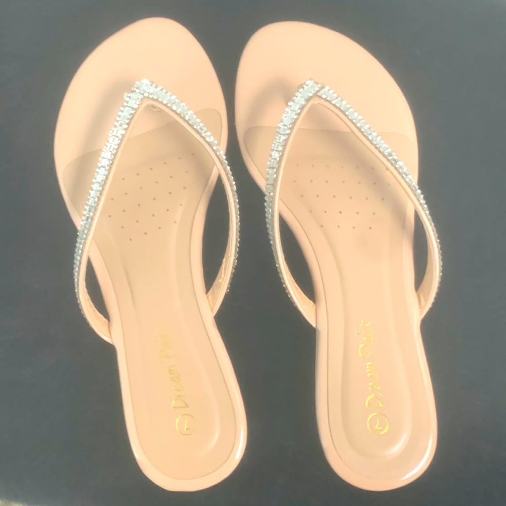 Dream Pairs Nude Sparkling Flip Flops Size 7